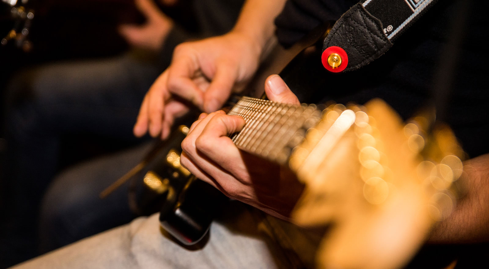 slide 3 Enjoy live music